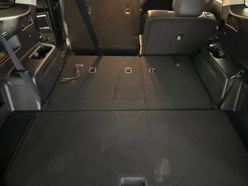 Used 2023 Kia Telluride LX image 14