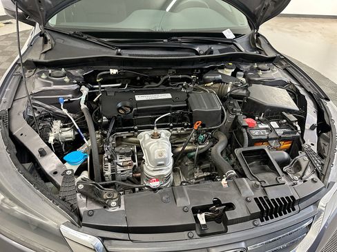 Used 2014 Honda Accord LX image 33