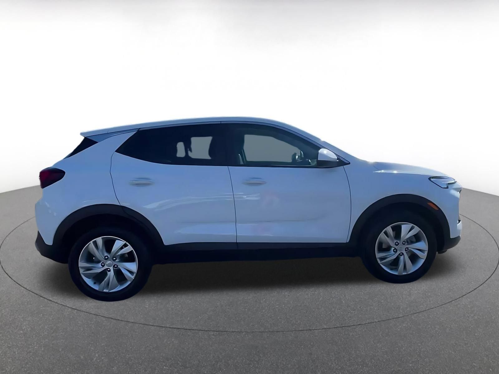 Used 2026 Buick Encore GX Preferred AWD/4WD image 15
