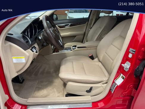 Used 2014 Mercedes-Benz C 250 Sedan image 11