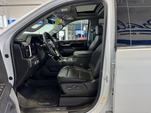 Used 2024 GMC Sierra 2500 Denali w/ Denali Reserve Package image 7