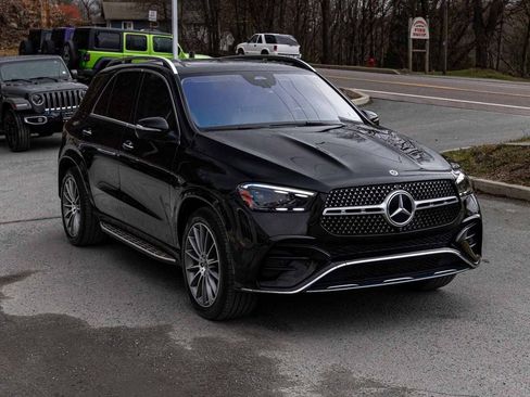 Used 2024 Mercedes-Benz GLE 450 4MATIC image 3