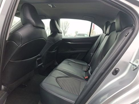 Used 2023 Toyota Camry SE image 10