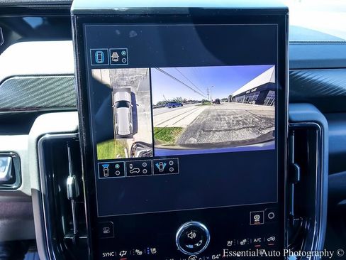 New 2026 GMC Yukon AT4 w/ AT4 Premium Package AWD/4WD image 21