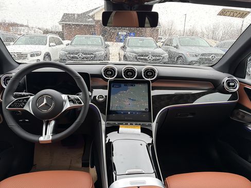 New 2026 Mercedes-Benz GLC 300 4MATIC image 11