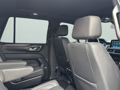 Used 2024 Chevrolet Tahoe LT w/ LT Signature Package image 13