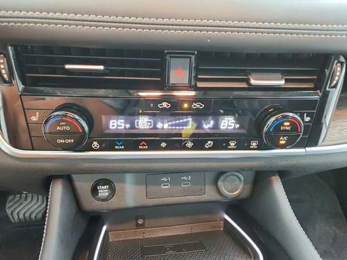 Used 2026 Nissan Rogue Platinum w/ Platinum Premium Package AWD/4WD image 31