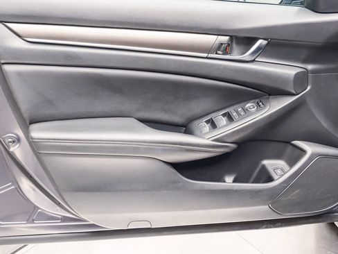 Used 2019 Honda Accord LX image 23