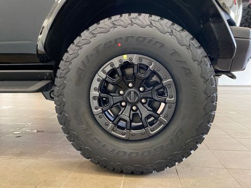 New 2026 Ford Bronco Raptor w/ Interior Carbon Fiber Pack AWD/4WD image 23