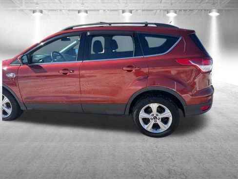 Used 2015 Ford Escape SE w/ Equipment Group 201A image 9