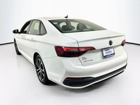 Used 2023 Volkswagen Jetta Sport FWD image 7