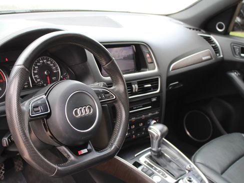 Used 2016 Audi Q5 3.0T Premium Plus w/ Technology Package AWD/4WD image 26