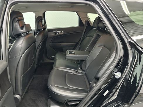 Used 2023 Kia Sportage EX image 21
