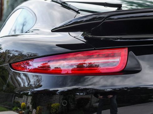 Used 2014 Porsche 911 Turbo S image 91