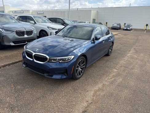 Used 2022 BMW 330i Sedan w/ Premium Package 2 image 1