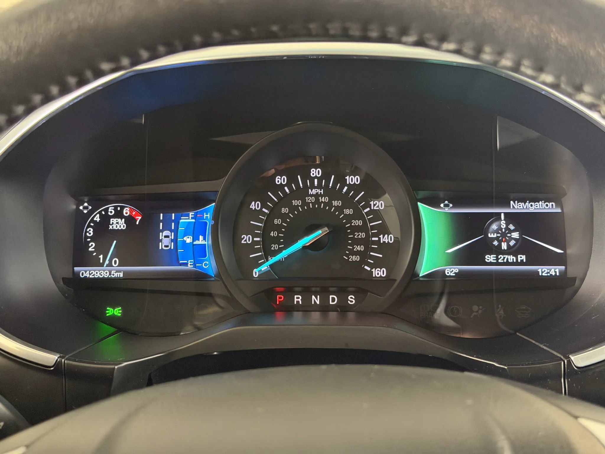 Used 2017 Ford Edge Titanium w/ Equipment Group 302A AWD/4WD image 39