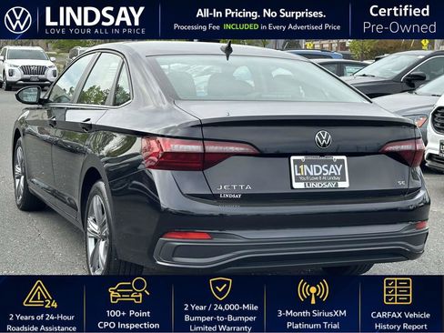 Certified 2023 Volkswagen Jetta SE w/ Panoramic Sunroof Package FWD image 5
