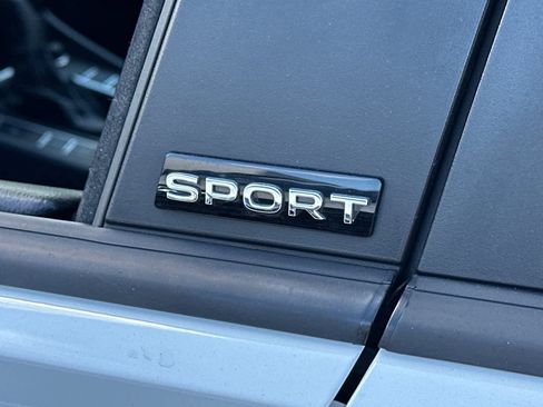 Used 2024 Volkswagen Jetta Sport image 24