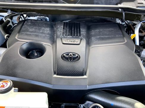 Used 2023 Toyota Tundra SR5 AWD/4WD image 32