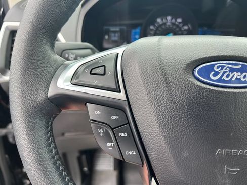 Certified 2024 Ford Edge Titanium AWD/4WD image 16