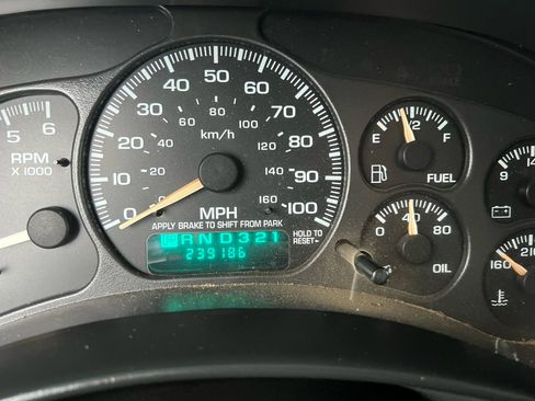 Used 2002 GMC Sierra 1500 4x4 Crew Cab HD image 15