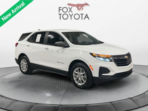 Used 2022 Chevrolet Equinox LS AWD/4WD image 8