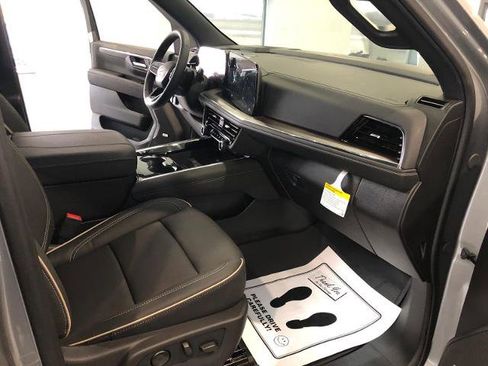 New 2026 Chevrolet Tahoe Premier AWD/4WD image 15