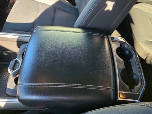 Used 2019 RAM 1500 Big Horn image 40