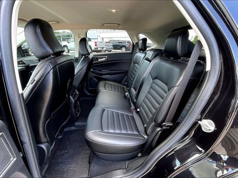 Used 2021 Ford Edge SEL w/ Convenience Package FWD image 7