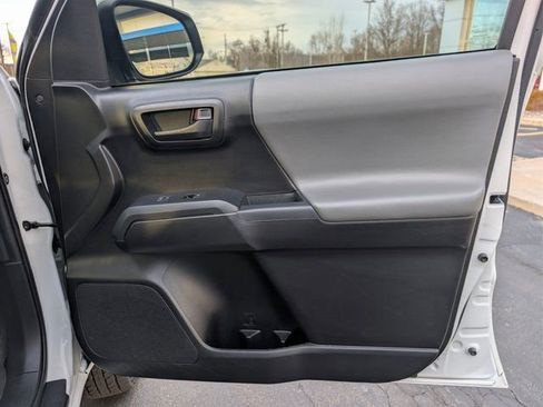 Used 2021 Toyota Tacoma SR image 13