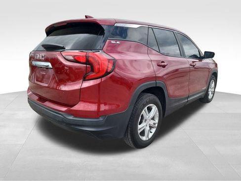 Used 2021 GMC Terrain SLE image 8