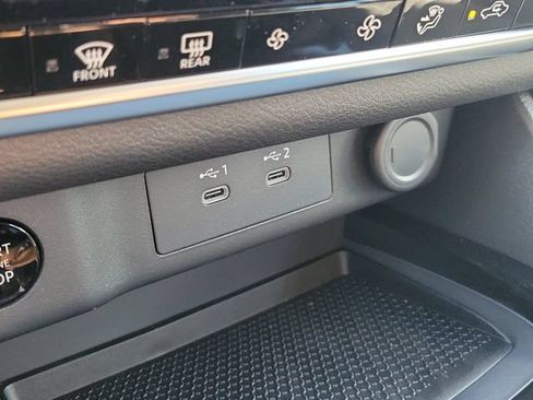 New 2026 Nissan Rogue SV FWD image 31