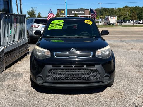 Used 2016 Kia Soul FWD image 3