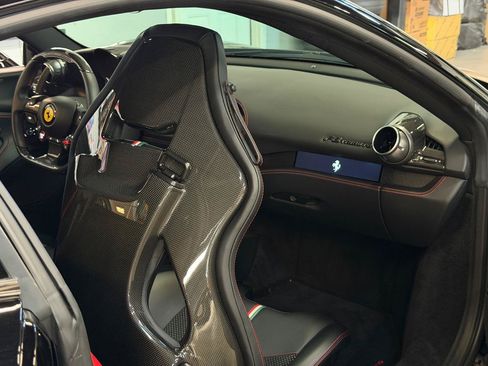 Used 2020 Ferrari F8 Tributo RWD image 38