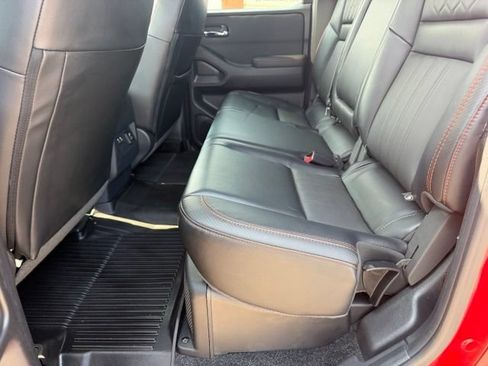 Used 2023 Nissan Frontier PRO-4X w/ Pro-4X Premium Package AWD/4WD image 12