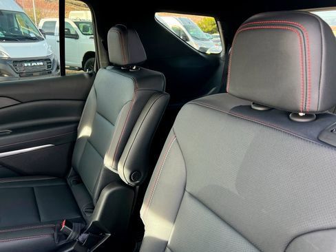 New 2026 Chevrolet Traverse Z71 image 15