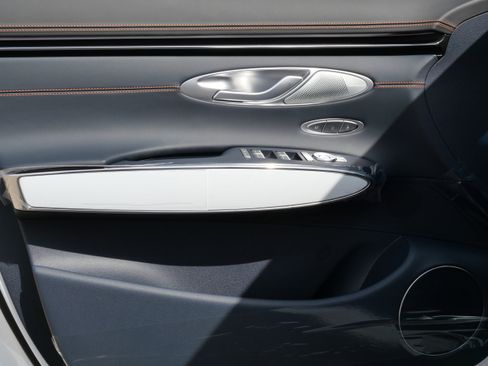 New 2026 Genesis GV70 2.5T Sport Prestige AWD/4WD image 4