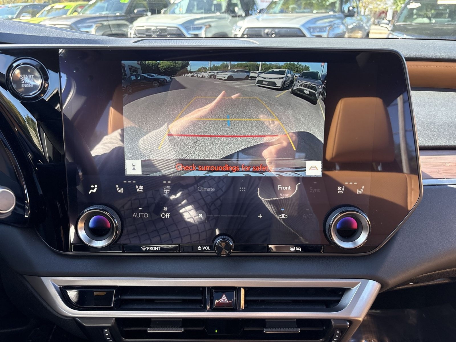 Used 2024 Lexus RX 350 Premium w/ Kick Sensor & Tow Package AWD/4WD image 19