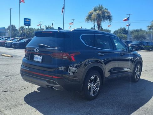 Used 2023 Hyundai Santa Fe SEL FWD image 2