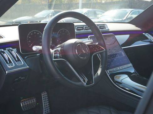 Certified 2022 Mercedes-Benz S 500 4MATIC image 10