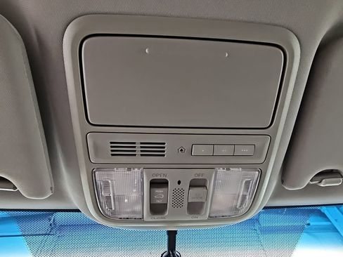 Used 2017 Honda Pilot EX-L image 22