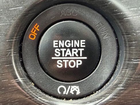 Used 2018 Jeep Grand Cherokee Limited w/ Luxury Group II AWD/4WD image 19