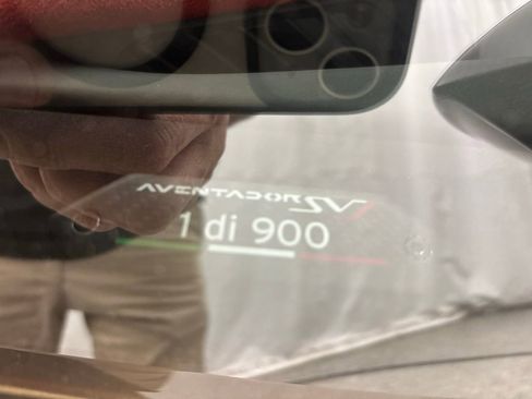 Used 2019 Lamborghini Aventador SVJ image 30
