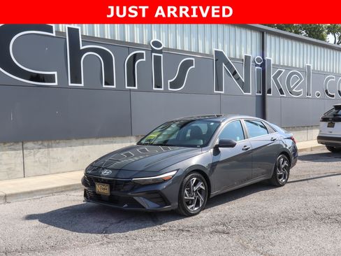 Used 2024 Hyundai Elantra Limited FWD image 1