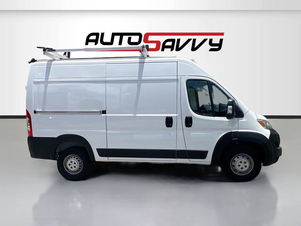 Used 2024 RAM ProMaster 2500 w/ Convenience Group FWD image 8