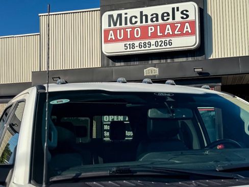 Used 2024 Ford F350 Lariat w/ Lariat Ultimate Package AWD/4WD image 12