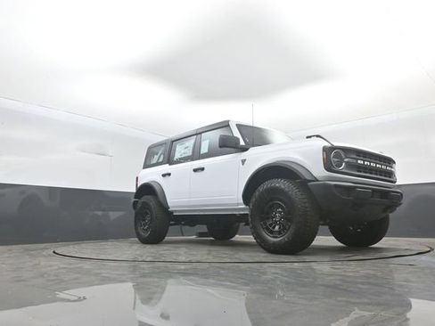 New 2026 Ford Bronco 4-Door AWD/4WD image 25