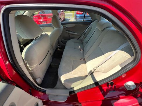 Used 2010 Toyota Corolla LE FWD image 14
