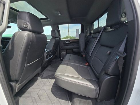 Used 2024 GMC Sierra 3500 Denali w/ Denali Reserve Package image 12