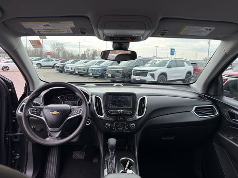 Used 2022 Chevrolet Equinox LT image 28